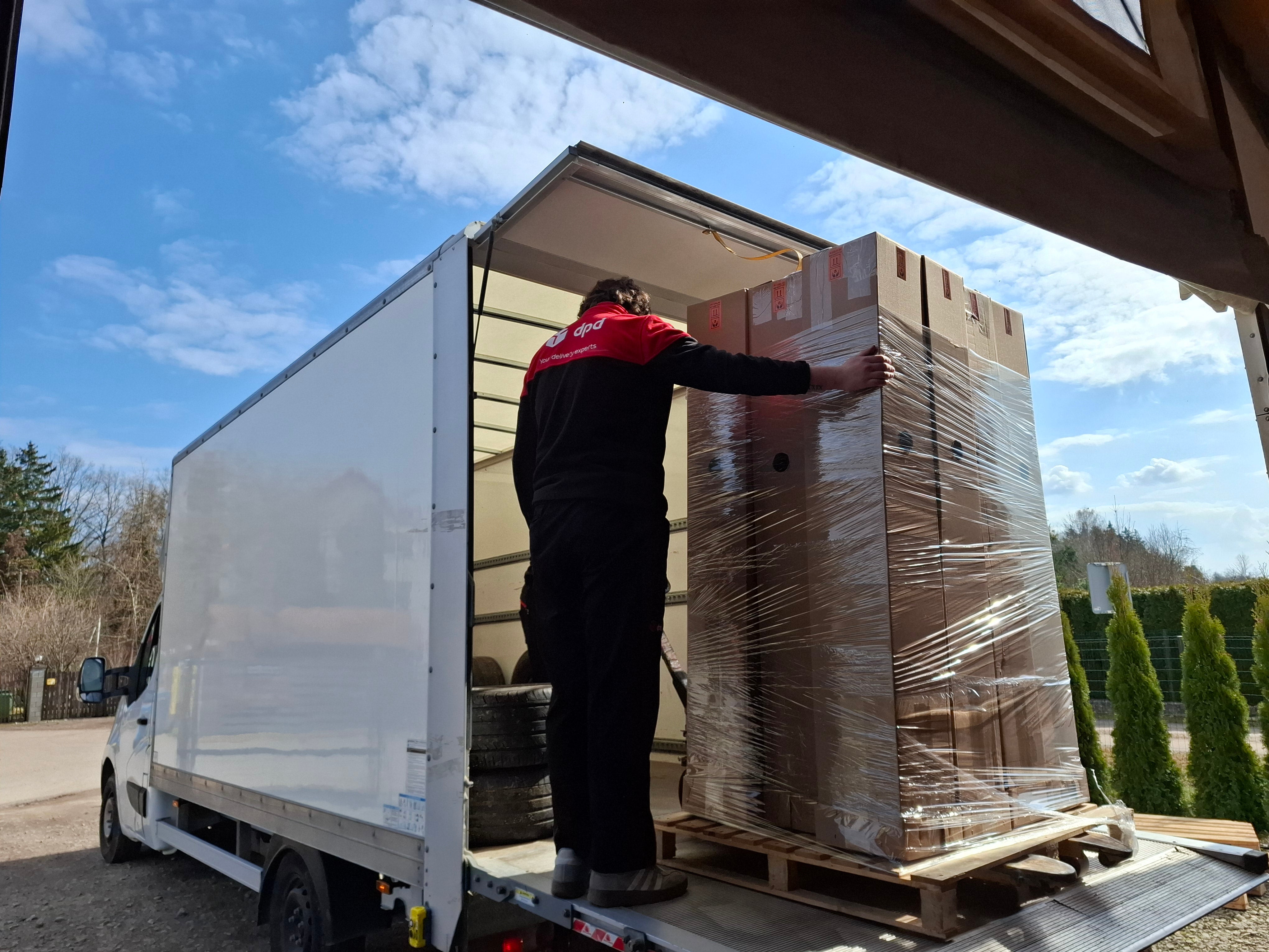 skiriame didelį dėmesį, kad visos siuntos pasiektų jus sveikos ir nepažeistos